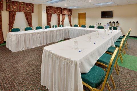 Hotel Express & Allentown-dorney Park Area By Ihg Allentown