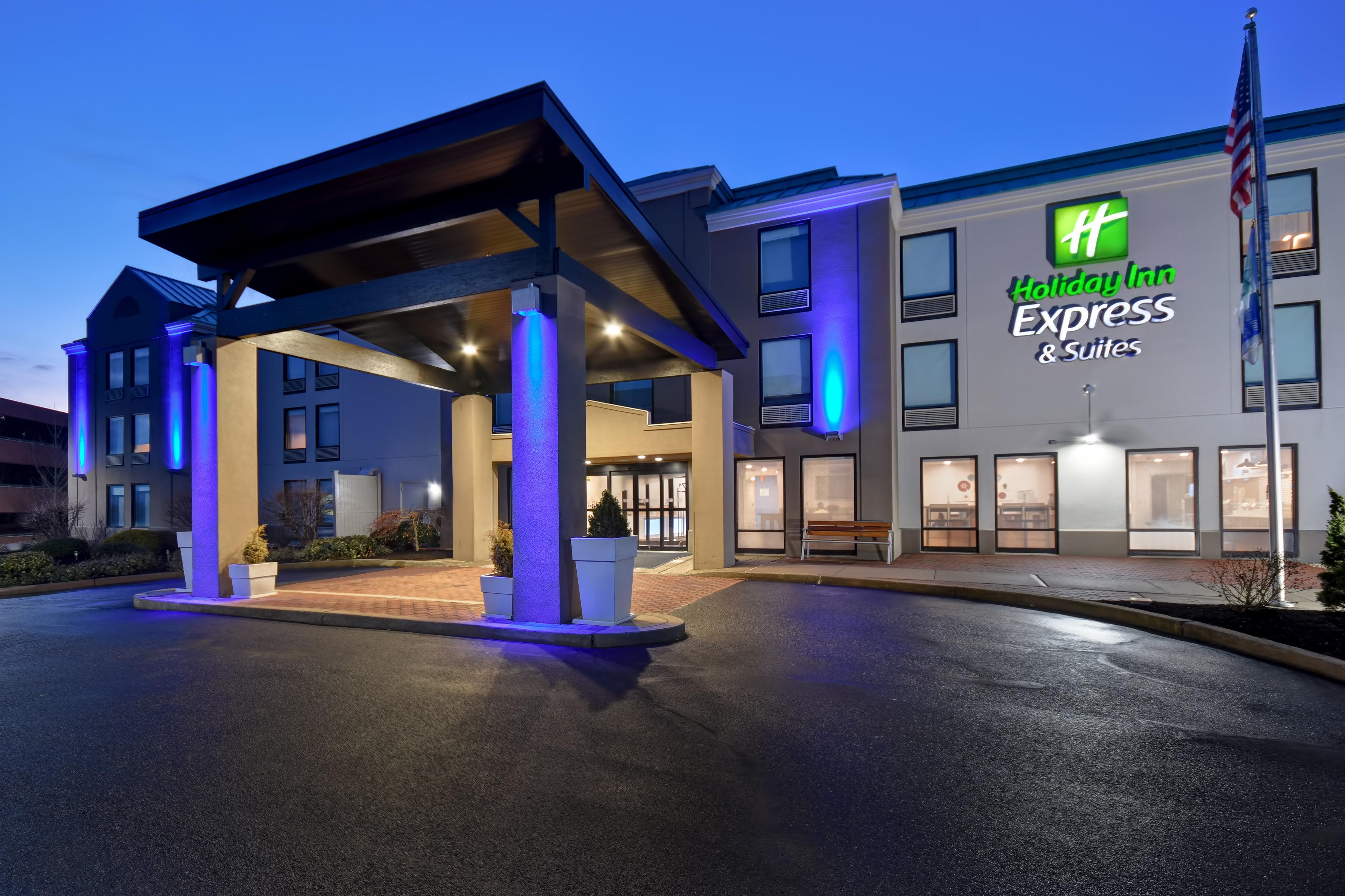 Express & Allentown-dorney Park Area By Ihg 2* Allentown