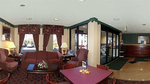 Express & Allentown-dorney Park Area By Ihg Hotel